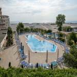 Piscină adulţi